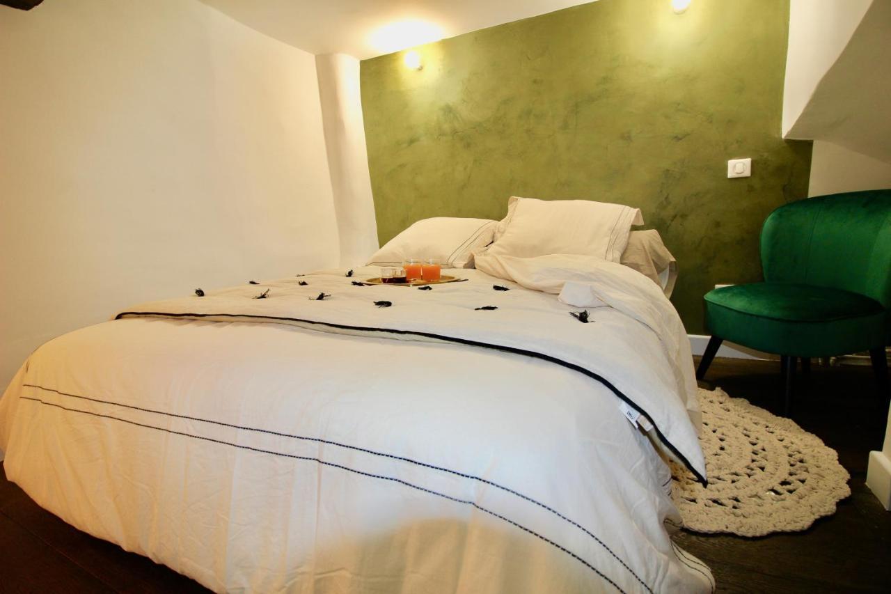 Le Madeleine Apartment เอ็ก-ซอง-โพรวองซ์ ภายนอก รูปภาพ