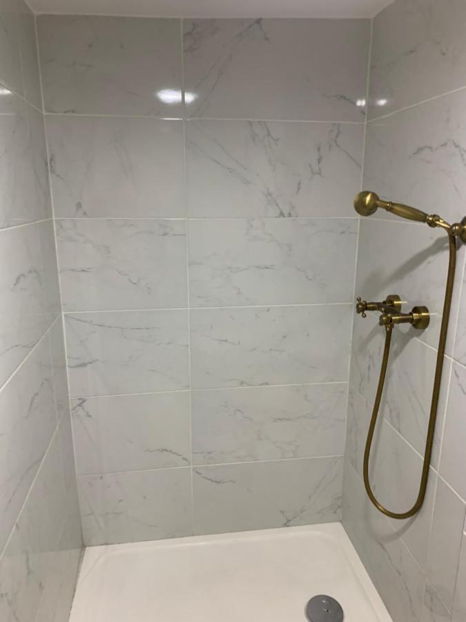 Le Madeleine Apartment เอ็ก-ซอง-โพรวองซ์ ภายนอก รูปภาพ